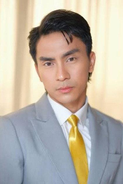 Christian Antolin - Actor Profile Photo