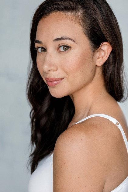 Julie Ann Earls - Actor Profile Photo