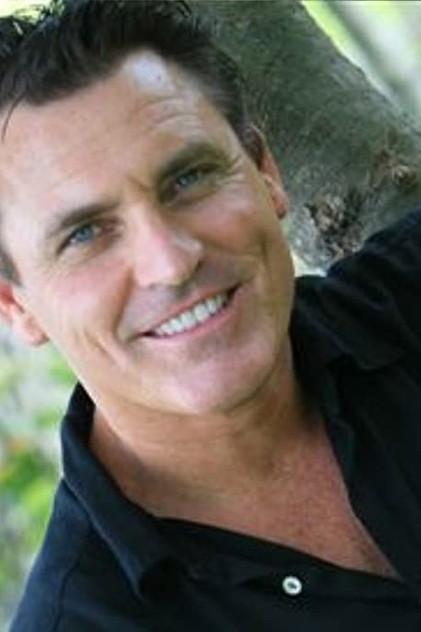 Eddie Matthews - Actor Profile Photo