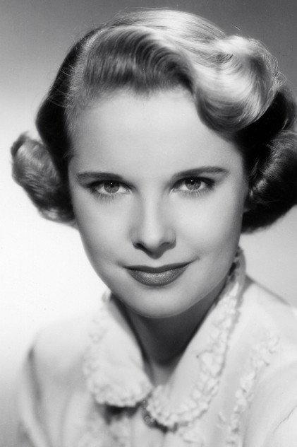 Mona Freeman - Actor Profile Photo