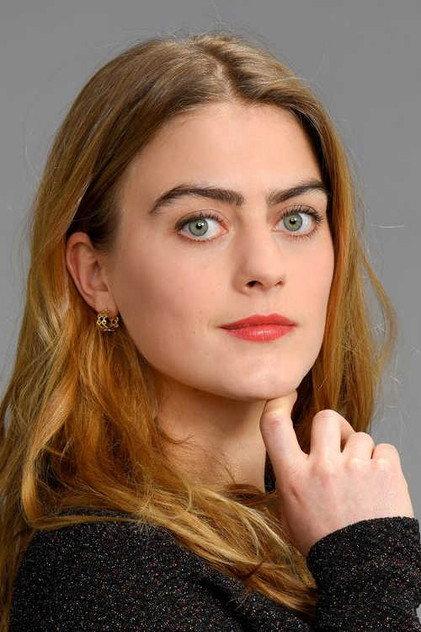 Alexandra Gentil - Actor Profile Photo