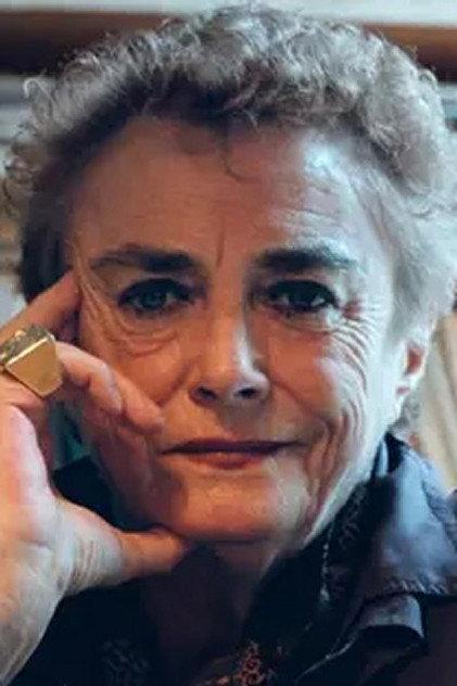 Hannah Bjarnhof - Actor Profile Photo