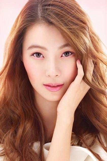 Yoon So-Yi - Actor Profile Photo