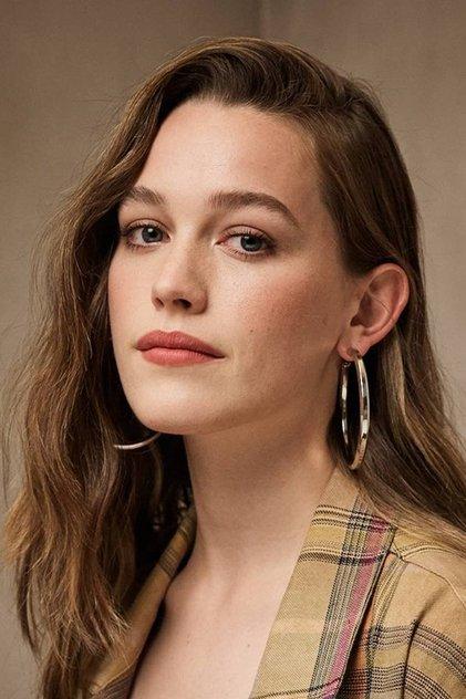 Victoria Pedretti - Actor Profile Photo