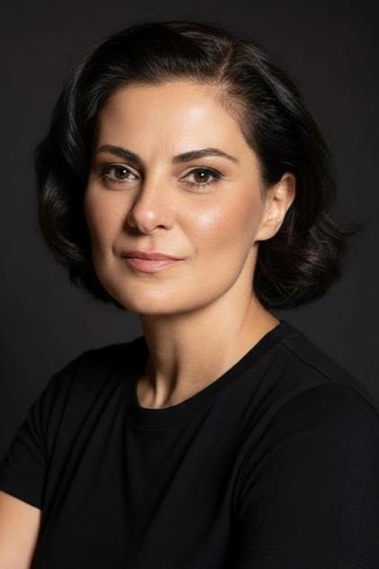 Aslı Altaylar - Actor Profile Photo