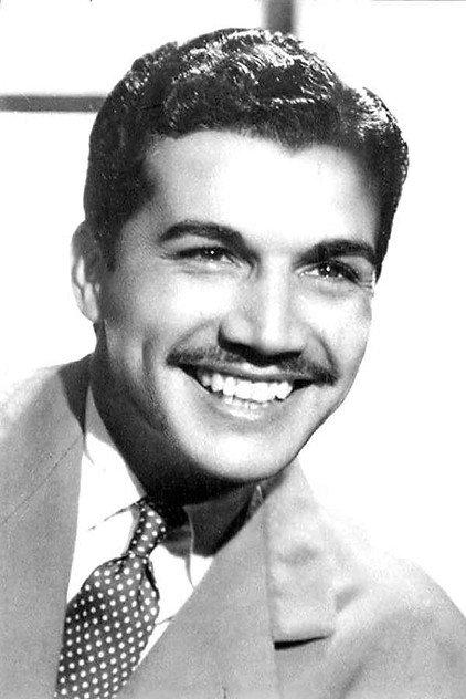 Víctor Manuel Mendoza - Actor Profile Photo