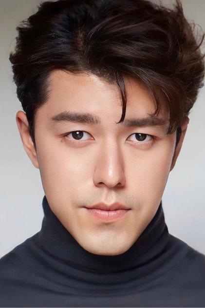 Naphat Siangsomboon - Actor Profile Photo