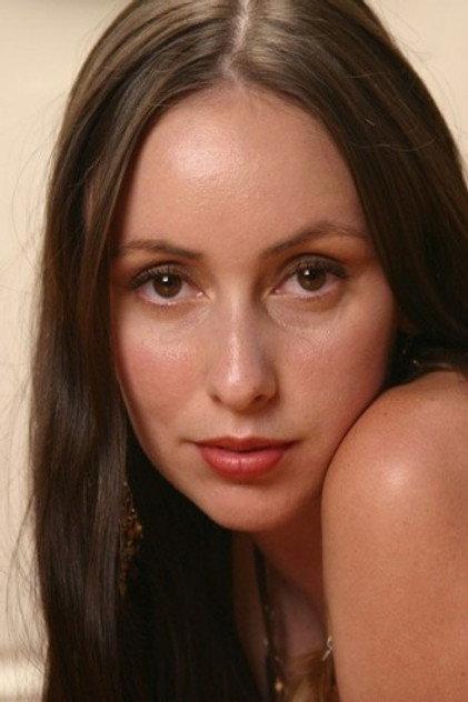 Zoe Moonshine - Actor Profile Photo