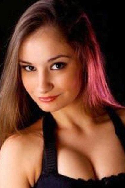 Nicki Tebeau - Actor Profile Photo