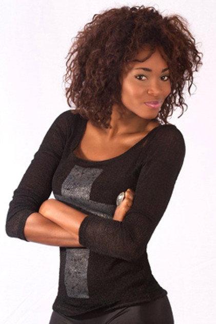 María Nela Sinisterra - Actor Profile Photo