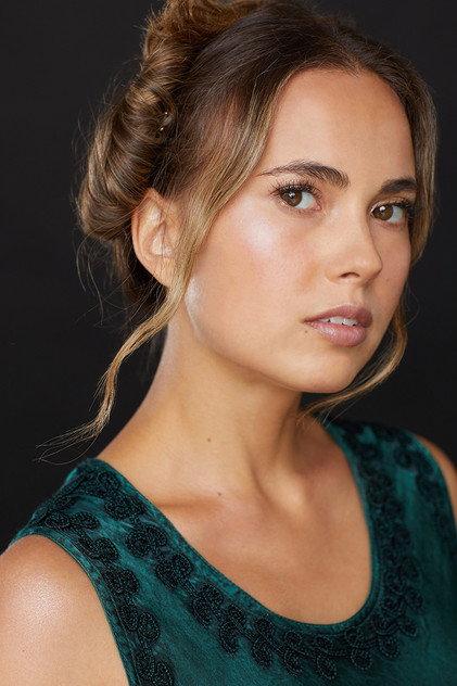 Kate Surinskaya - Actor Profile Photo