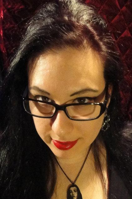 Reyna Young - Actor Profile Photo