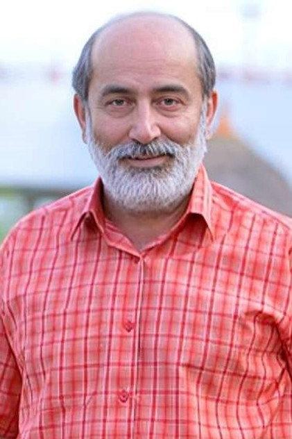 Mehrdad Falahatgar - Actor Profile Photo