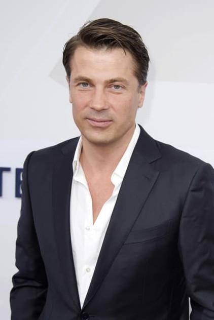 Wolfram Grandezka - Actor Profile Photo