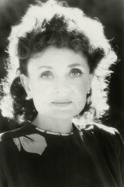 Jacquelyn Hyde - Actor Profile Photo