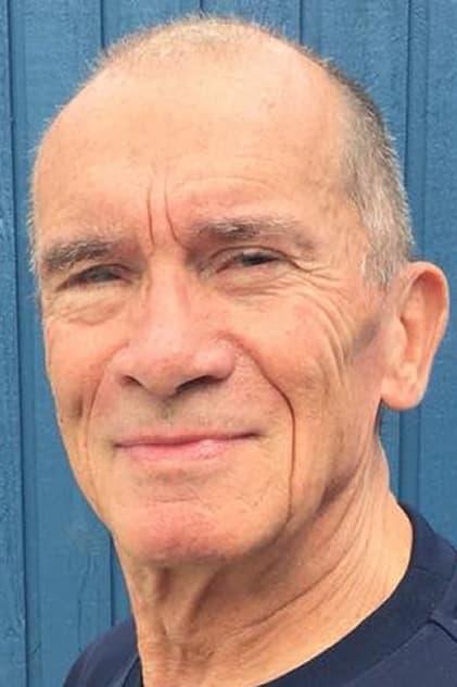 Erik Holmey - Actor Profile Photo