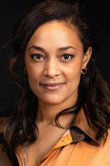 Iselin Shumba Skjævesland - Actor Profile Photo
