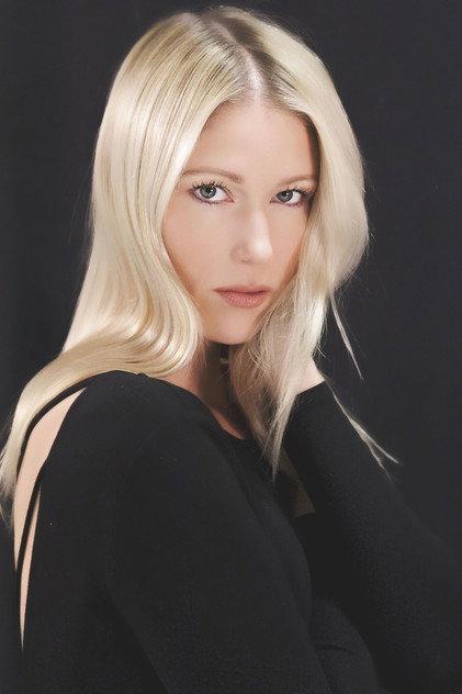 Jen Araki - Actor Profile Photo