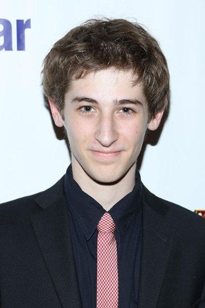 Noah Robbins - Actor Profile Photo