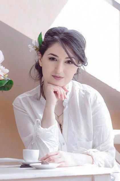 Hermine Stepanyan - Actor Profile Photo