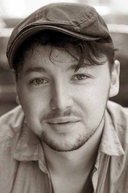 Tom Fox Davies - Actor Profile Photo