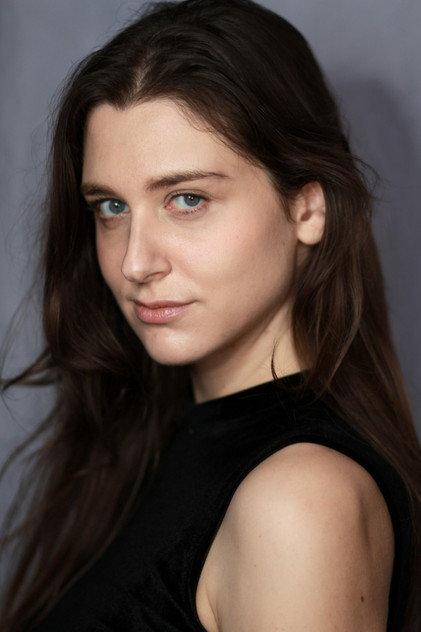 Ilse Dorine - Actor Profile Photo