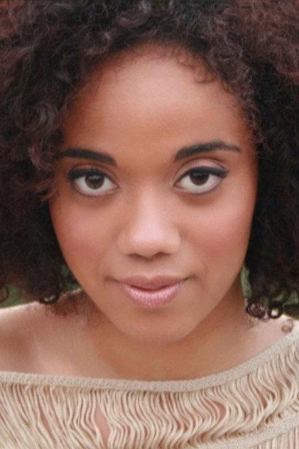 Cheila Lima - Actor Profile Photo