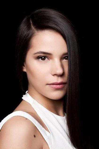Selen Seyven - Actor Profile Photo