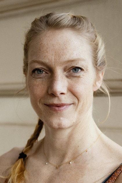 Saga Garðarsdóttir - Actor Profile Photo