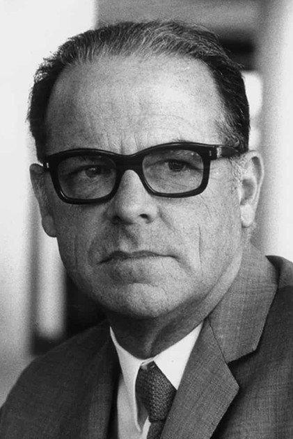 André Wogenscky - Actor Profile Photo
