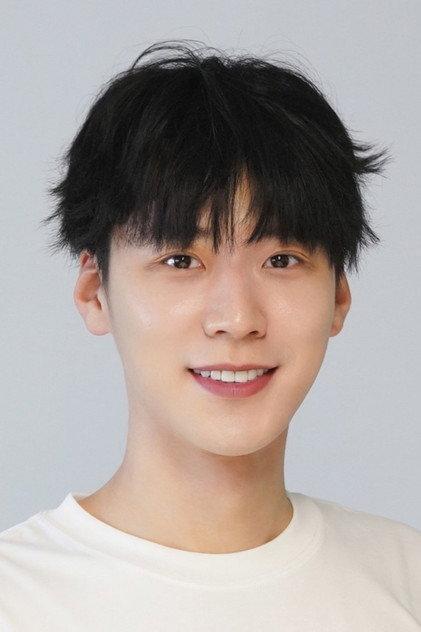 Wang Bowen - Actor Profile Photo