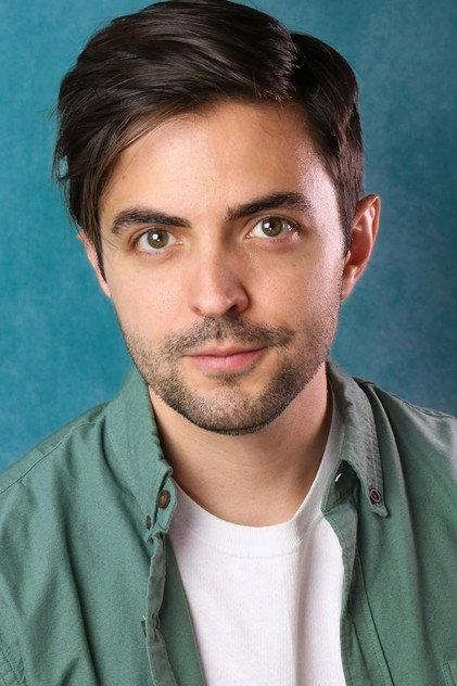 Britain Simons - Actor Profile Photo