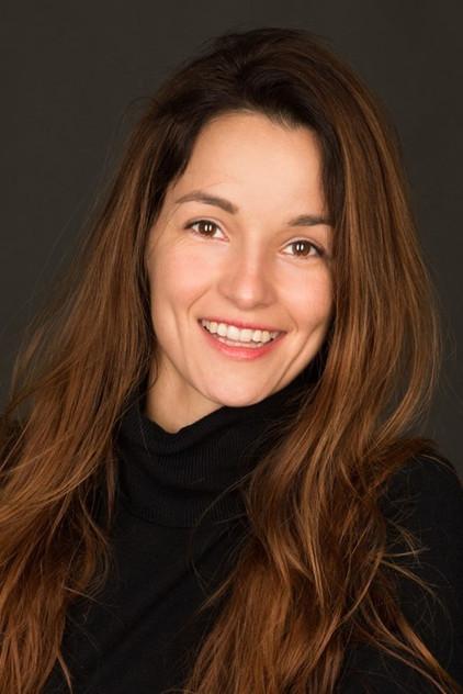 Esther Nubiola - Actor Profile Photo