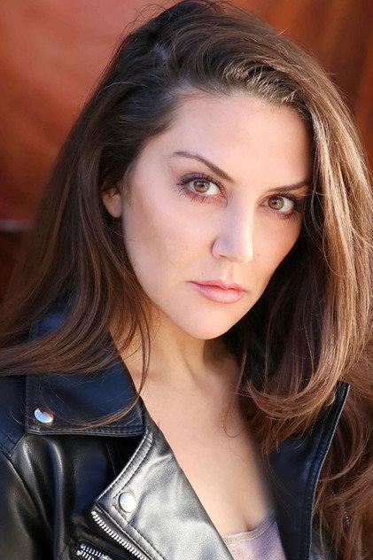 Lisa Alavi - Actor Profile Photo
