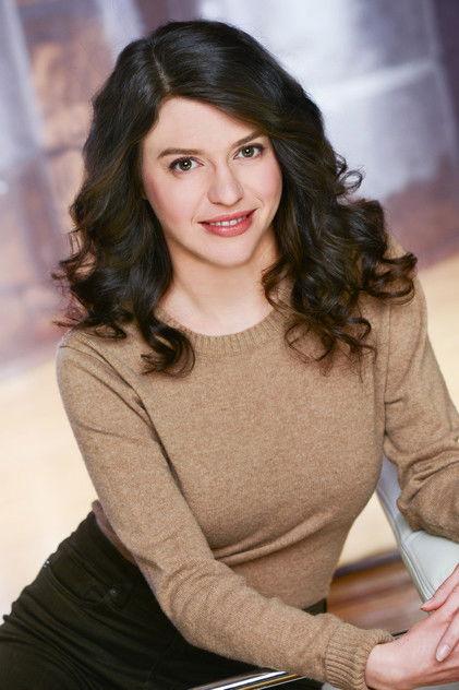 Lise Cormier - Actor Profile Photo