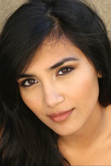 Hina Abdullah - Actor Profile Photo