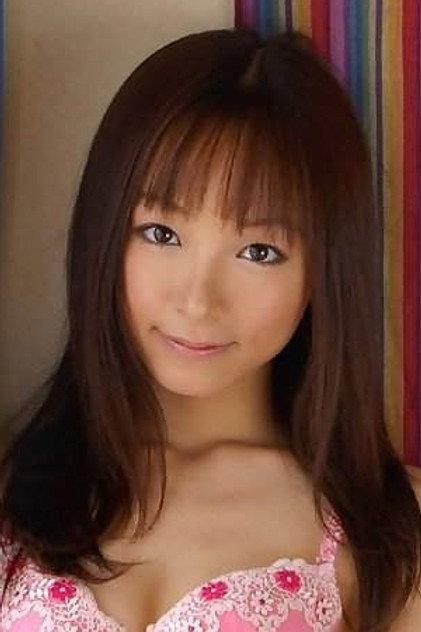Emiru Momose - Actor Profile Photo