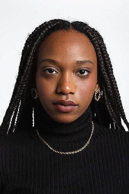 Ágatha Marinho - Actor Profile Photo