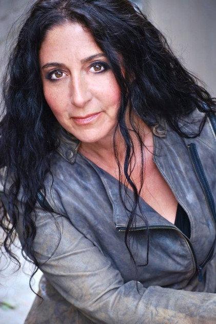 Elizabeth Gamza - Actor Profile Photo