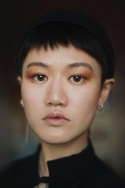 Yi Shi - Actor Profile Photo