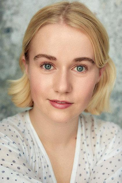 Hebe Bartlett - Actor Profile Photo