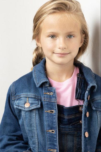 Gwyneviere Ray - Actor Profile Photo