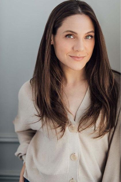 Lauren Collins - Actor Profile Photo