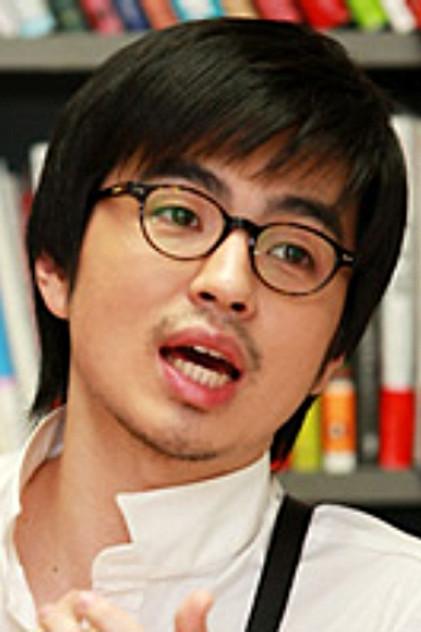 Cheon Seong-hoon - Actor Profile Photo