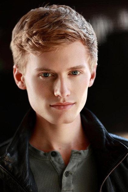 Jamie Sears - Actor Profile Photo