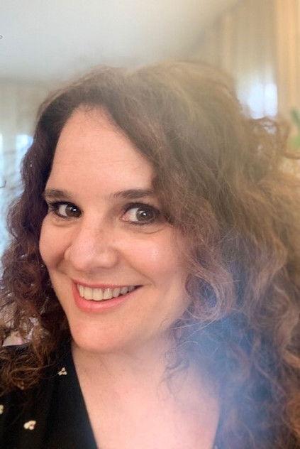 Isabelle Giami - Actor Profile Photo