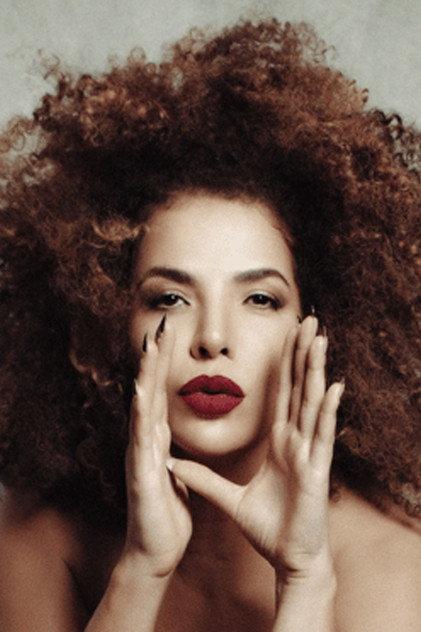 Vanessa da Mata - Actor Profile Photo