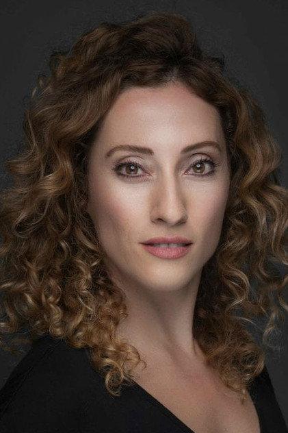 Berfu Öngören - Actor Profile Photo