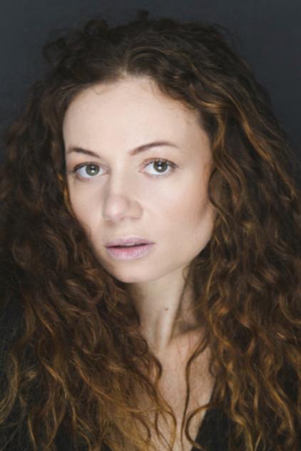 Simona Ripari - Actor Profile Photo