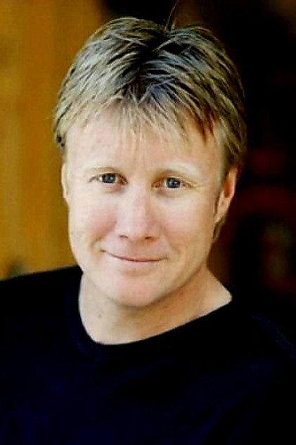 Stephen Strachan - Actor Profile Photo